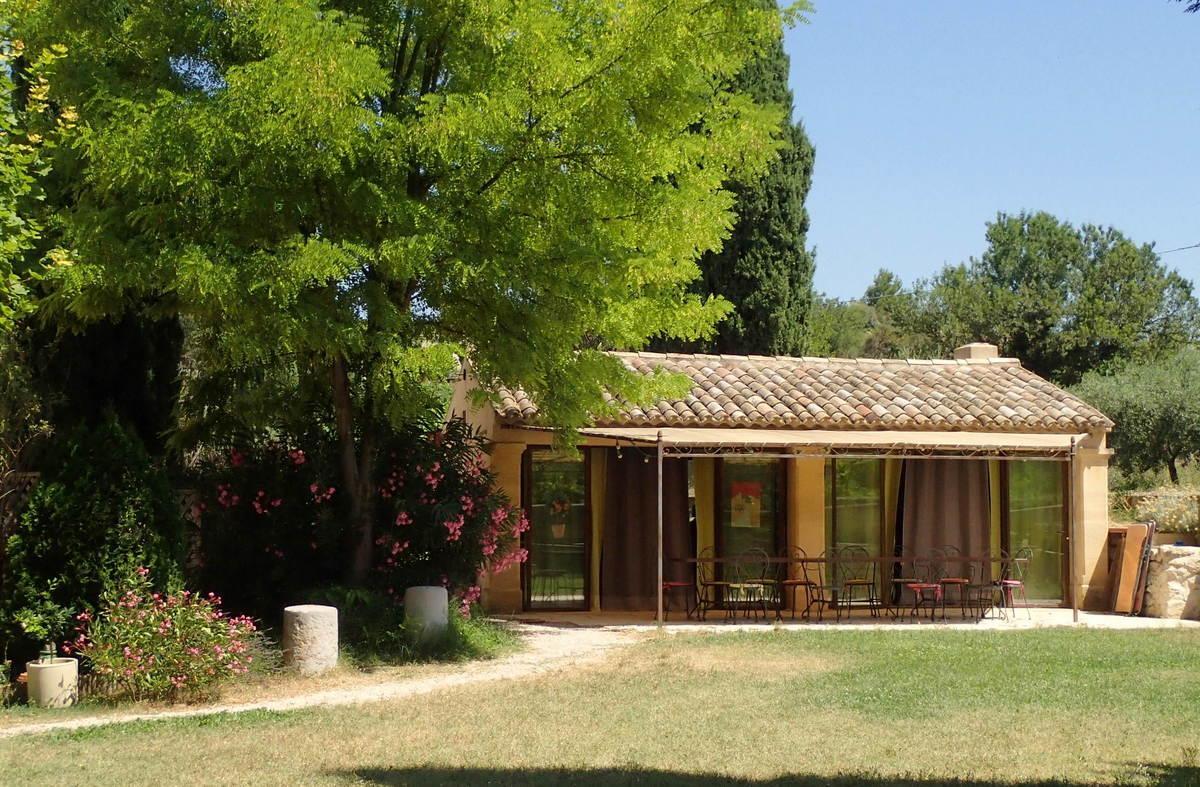 La Tuiliere En Luberon Hotel Cadenet Exterior photo